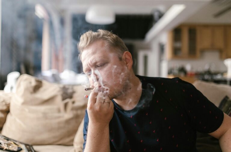 10 Signs It’s Time to Quit Weed (Even If You Don’t Think So)